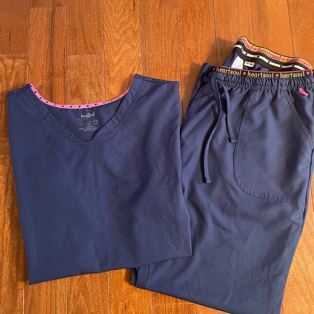 Women’s Heart Soul Scrubs